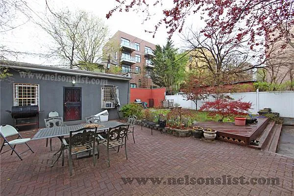 Rented by R New York | media 13