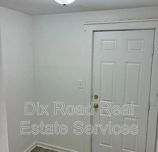 1430 Coventry Rd — Photo 15