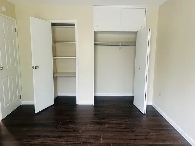 Burnet Park Apartments — Photo 24