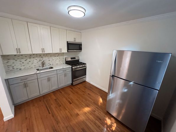 (undisclosed Address)