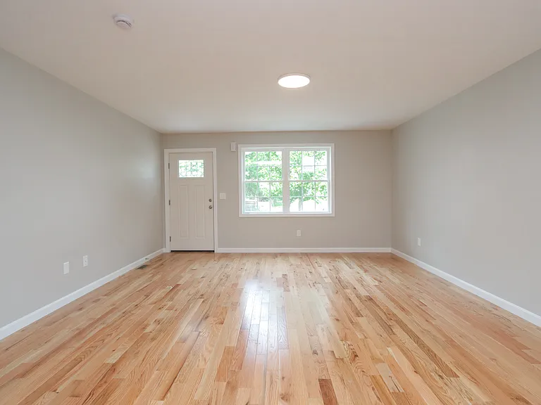 859 Carew St #857 — Photo 12