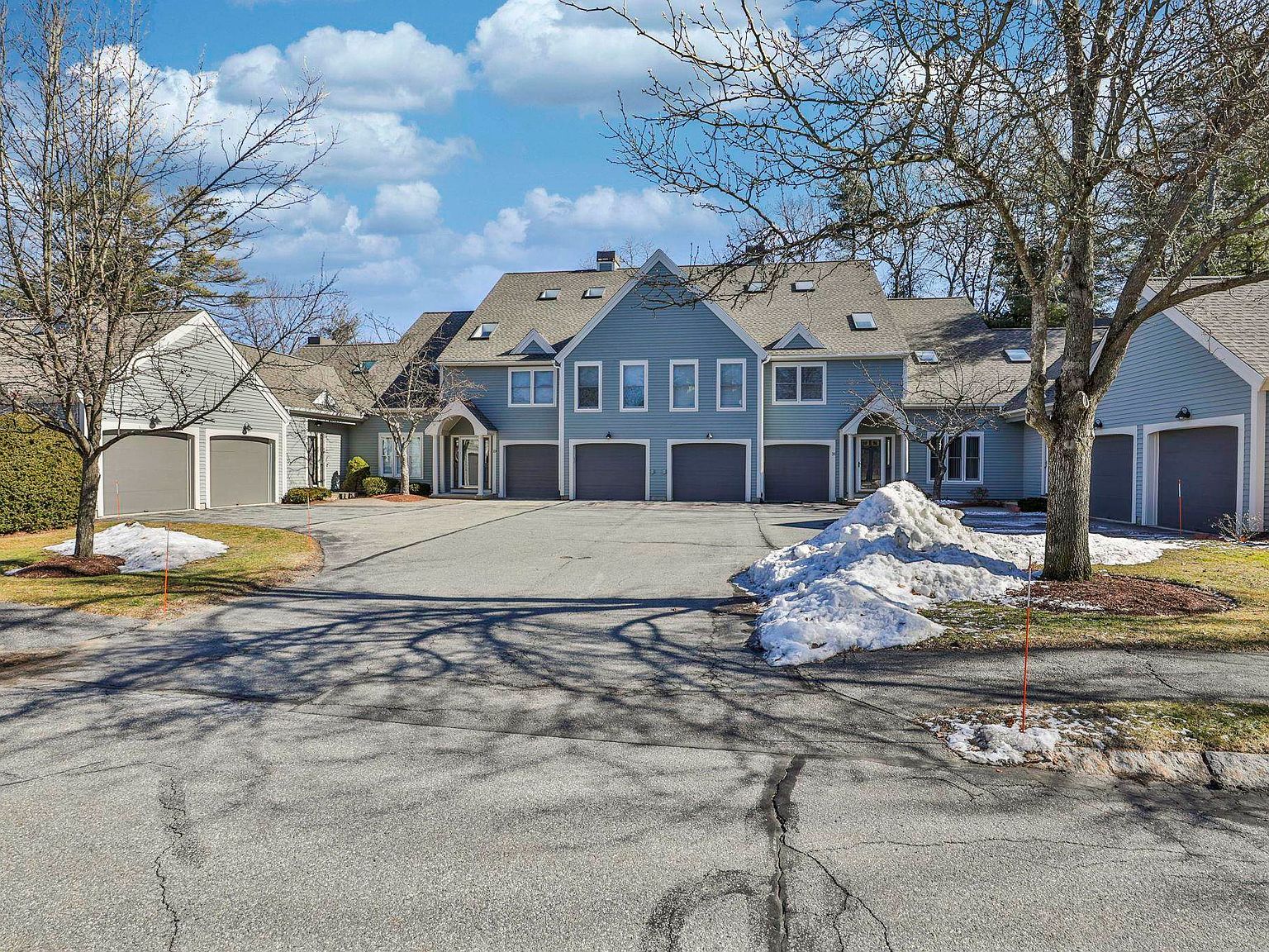 33 Hawthorne Village Road, Nashua, NH 03062 Zillow