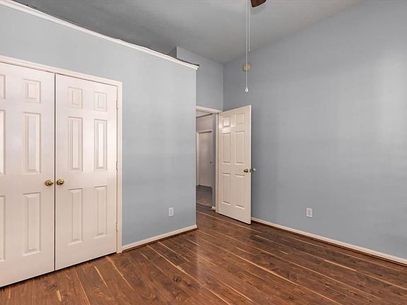 4th image of 4522 Laurel Green Ct
