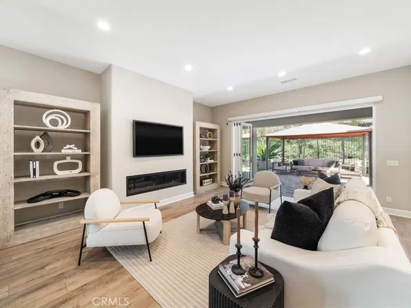 20 Tandeo Dr, Rancho Mission Viejo, CA 92694