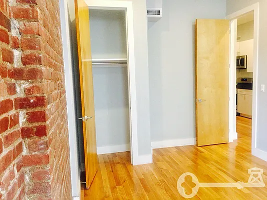 Rented by Brooklyn Key | media 12