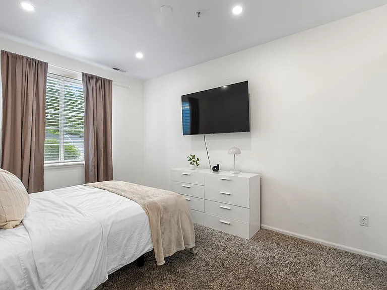 5255 Memphis St #1007 — Photo 11