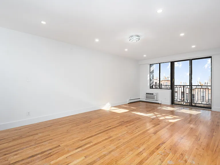 157 Greenpoint Ave #3 — Photo 2