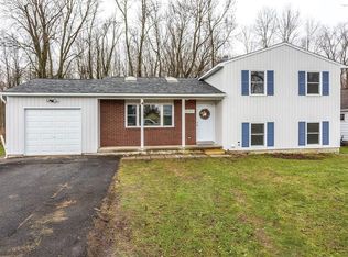 7240B Lakeshore Rd, Cicero, NY 13039