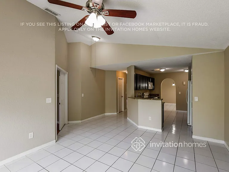 1614 SW 158th Ter — Photo 4