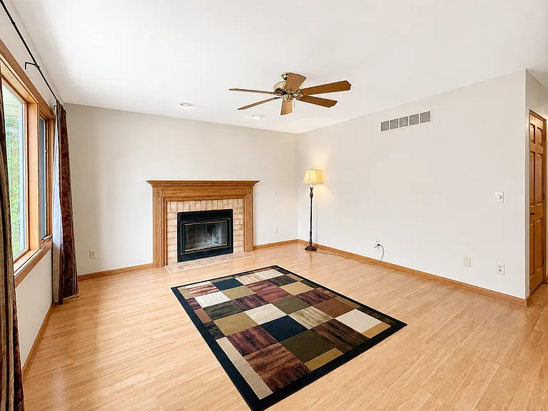 1839 Kerrybrook Ct — Photo 3