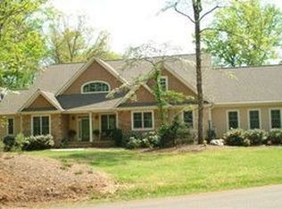 167 Quail Run Ct, Talking Rock, GA 30175