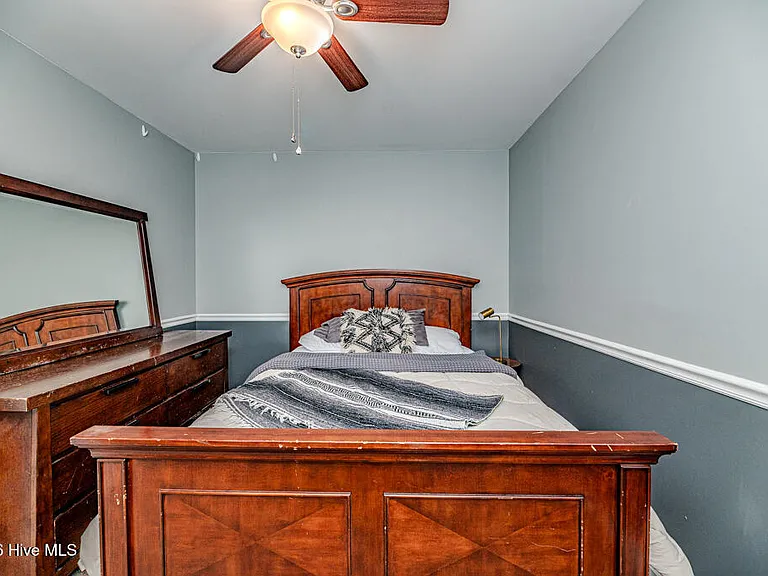 113 Sedgewood Ct — Photo 40