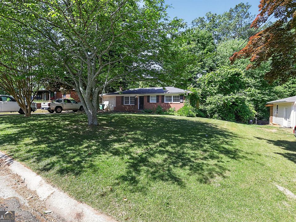 1st image of 2370 Wakita Dr SE