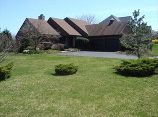 1085 Newgate Dr, Allentown, PA 18103