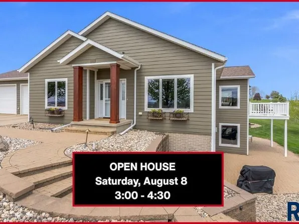 48290 Hiawatha Pl, Canton, SD 57013