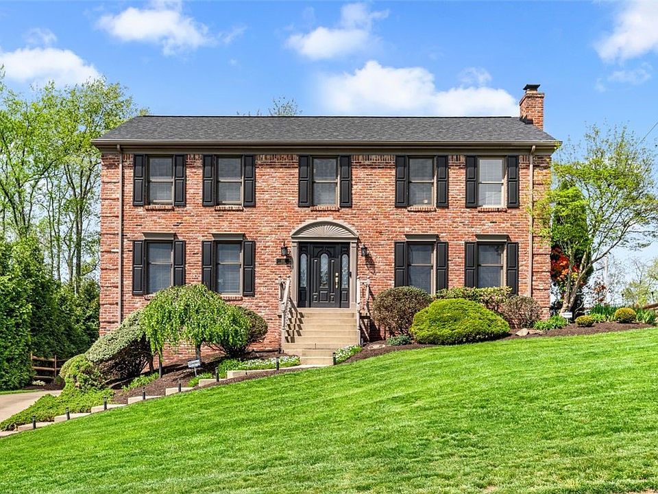 1st image of 111 Hickory Heights Dr