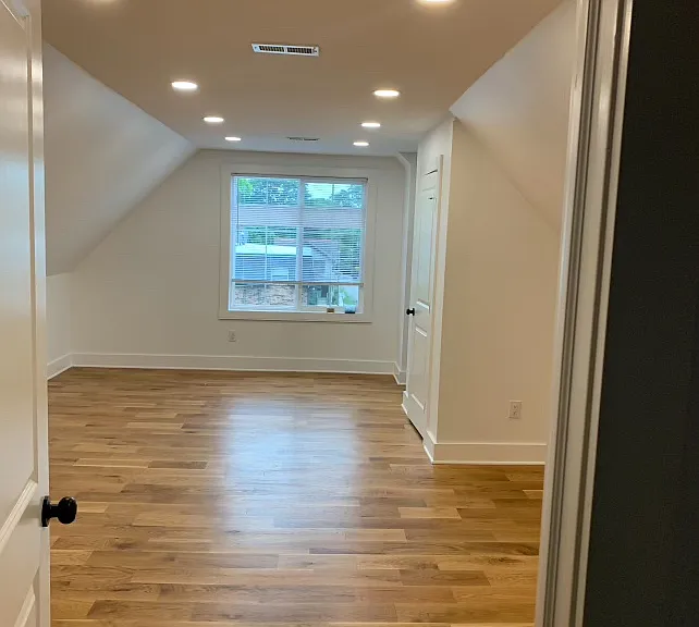 359 Alden Ave #A — Photo 4