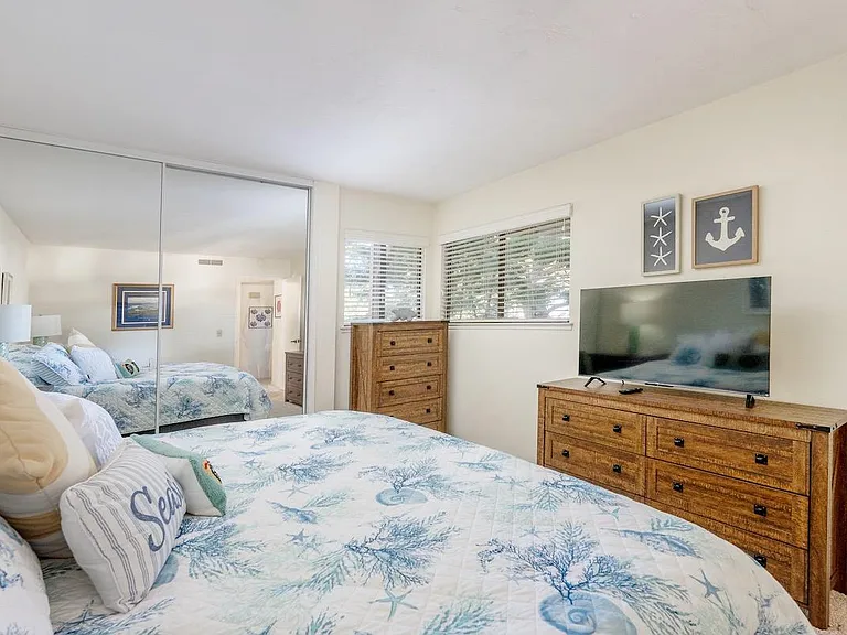 920 Lighthouse Ave #E — Photo 17