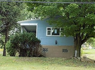 2592 Stroschein Rd, Monroeville, PA 15146