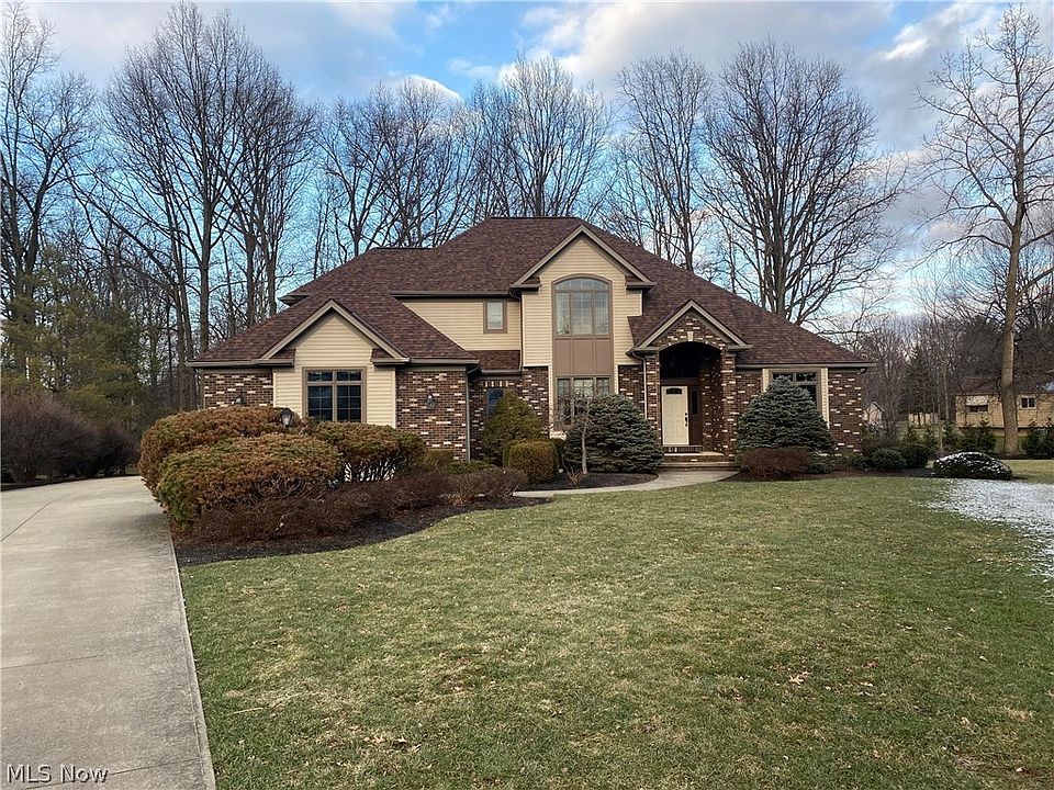 9476 Stonemill Dr, Mentor, OH 44060 Zillow