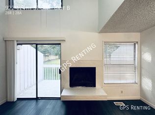 922 124th St SW #B, Everett, WA 98204