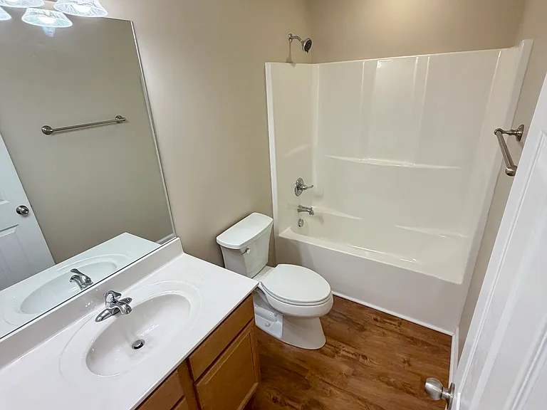 205 Shell Ct — Photo 9