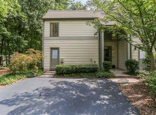 50 Forrest Pl, Sandy Springs, GA 30328