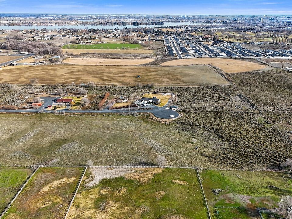 1st image of 0 Mae Valley