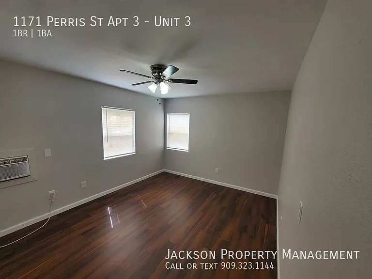 1171 Perris St #3 — Photo 11