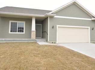 904 NW Harvest Dr, Grimes, IA 50111