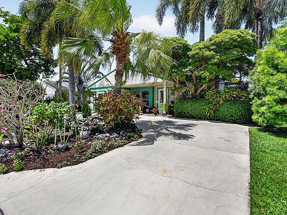 4th image of 8353 Huntsman Place