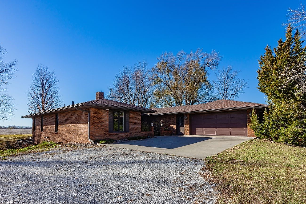 2821 NE 94th Ave, Ankeny, IA 50021 | Zillow