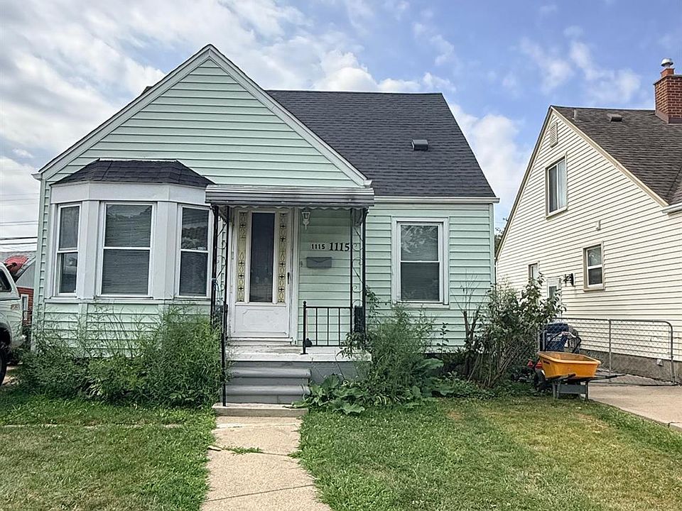 1st image of 1115 Mill St