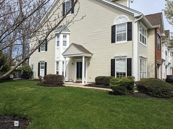 371 Daniele Dr, Ocean, NJ 07712