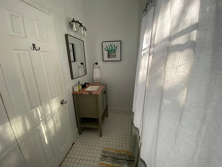 128 Sheppard St #B — Photo 15