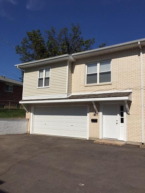 1st image of 9535 Hyde Park Dr