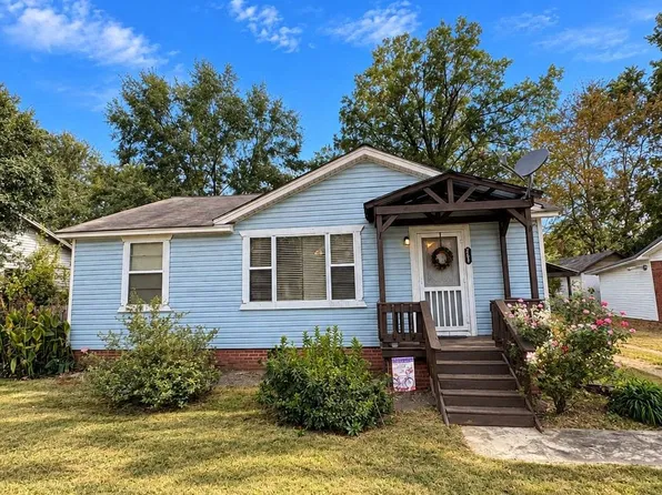 2221 Long St, Grenada, MS 38901