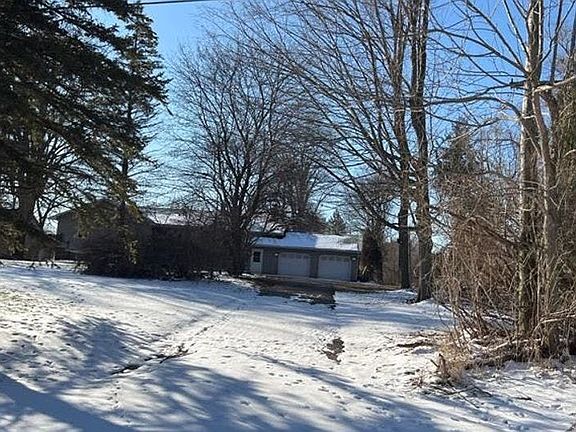 5th image of 8710 Brookville Rd