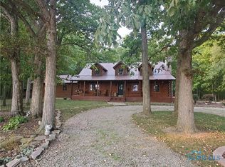 18985 Switzer Rd, Defiance, OH 43512