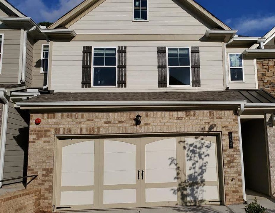 1st image of 932 Exposition Pointe