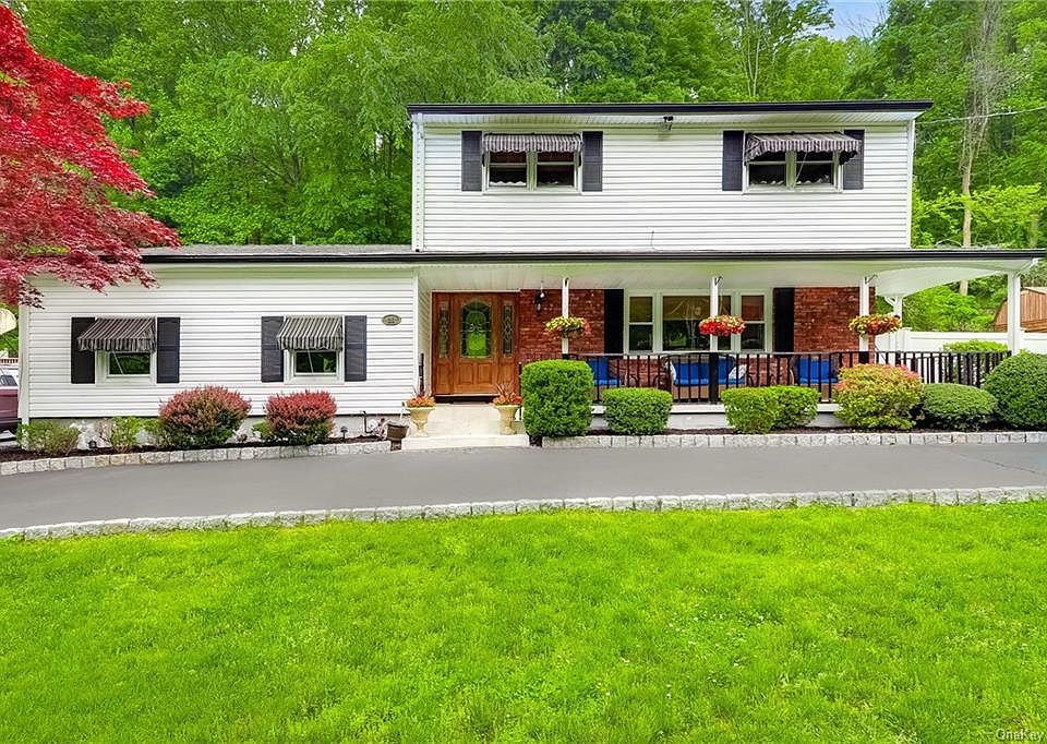 1st image of 81 Cherry Ln