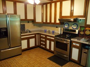 1106 Barberry Ln, Round Lake Beach, IL 60073