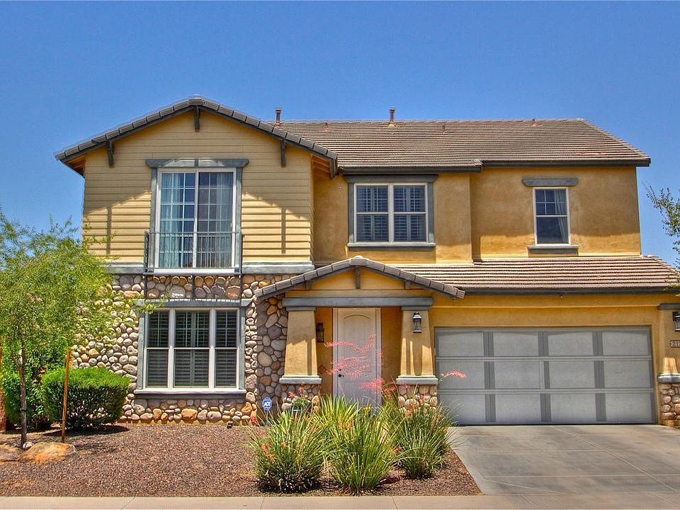 1st image of 2126 E Desert Broom Dr
