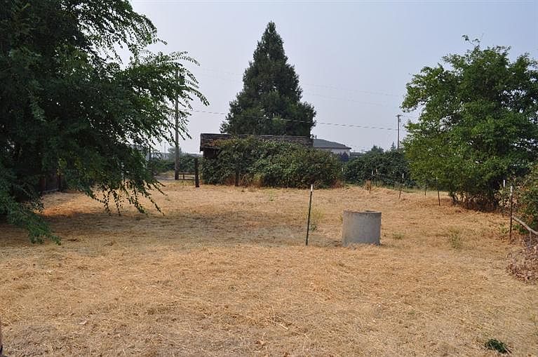 1st image of 2518 Brookdale Dr