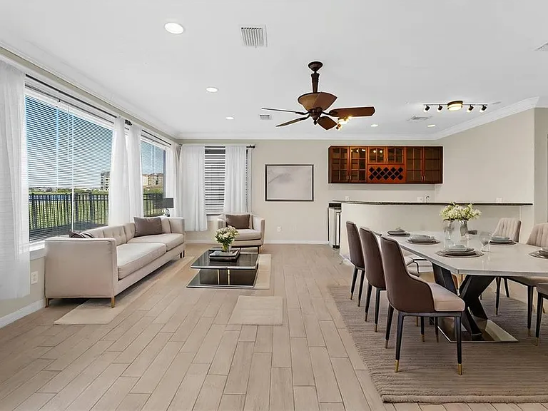 8507 Saint Marino Blvd — Photo 39