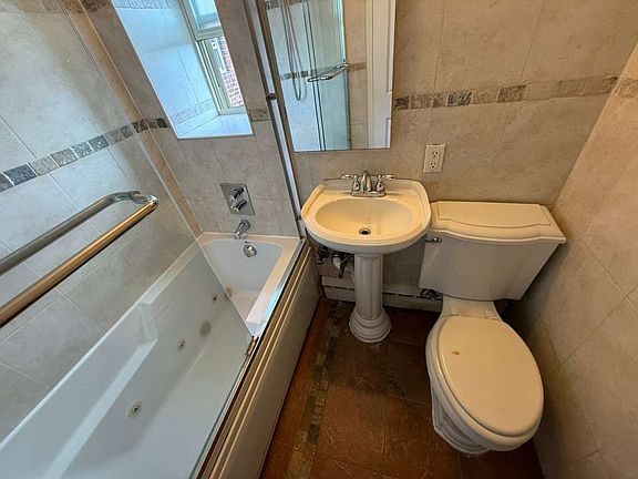 5th image of 37-47 Duncan Ave #7F