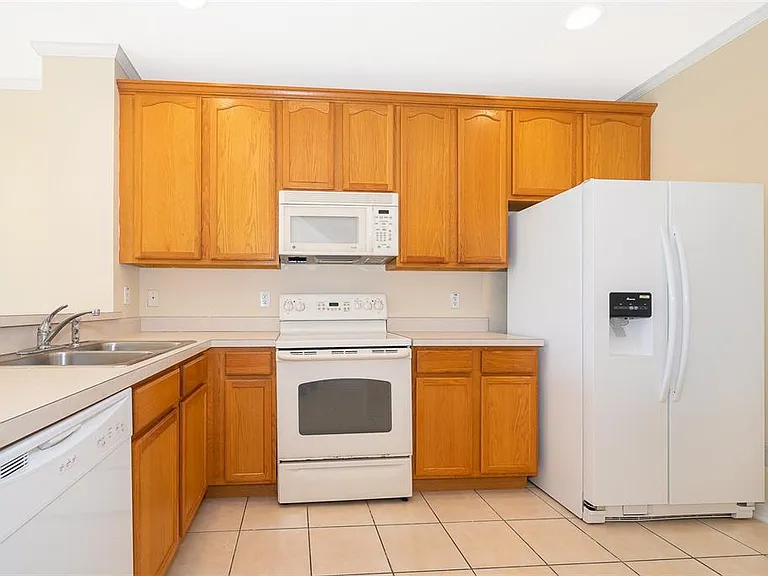 3383 Wilshire Way Rd — Photo 6