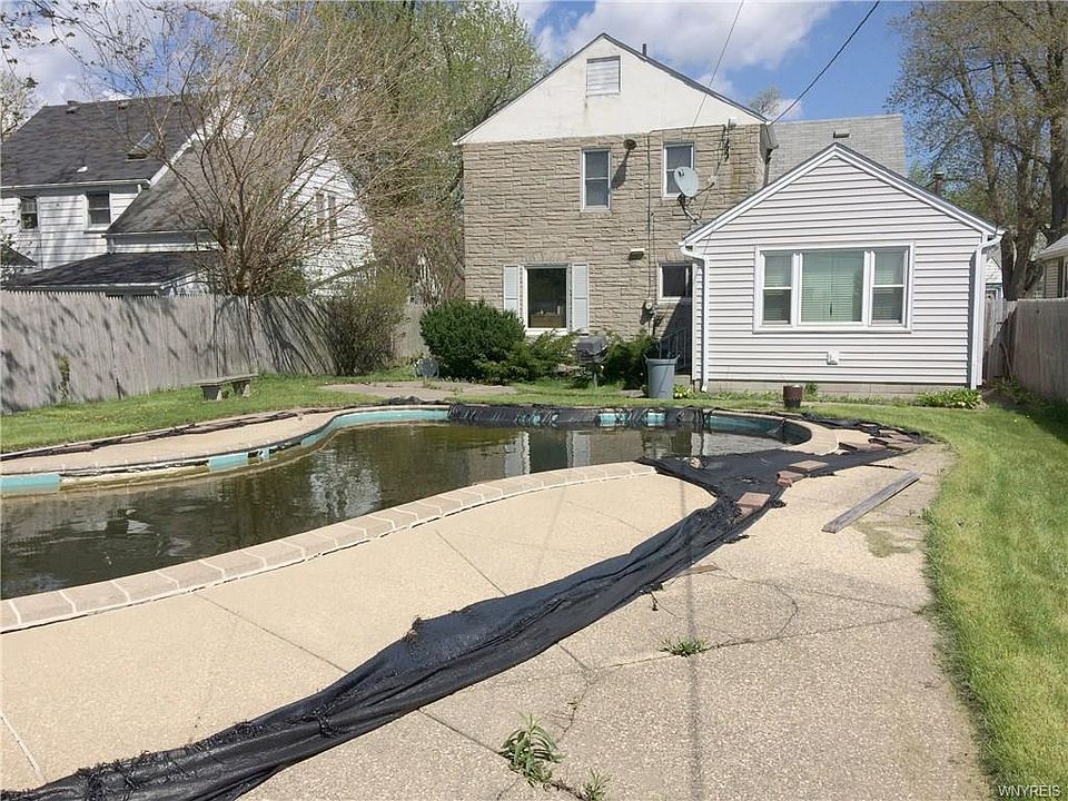 2nd image of 198 Woodridge Ave