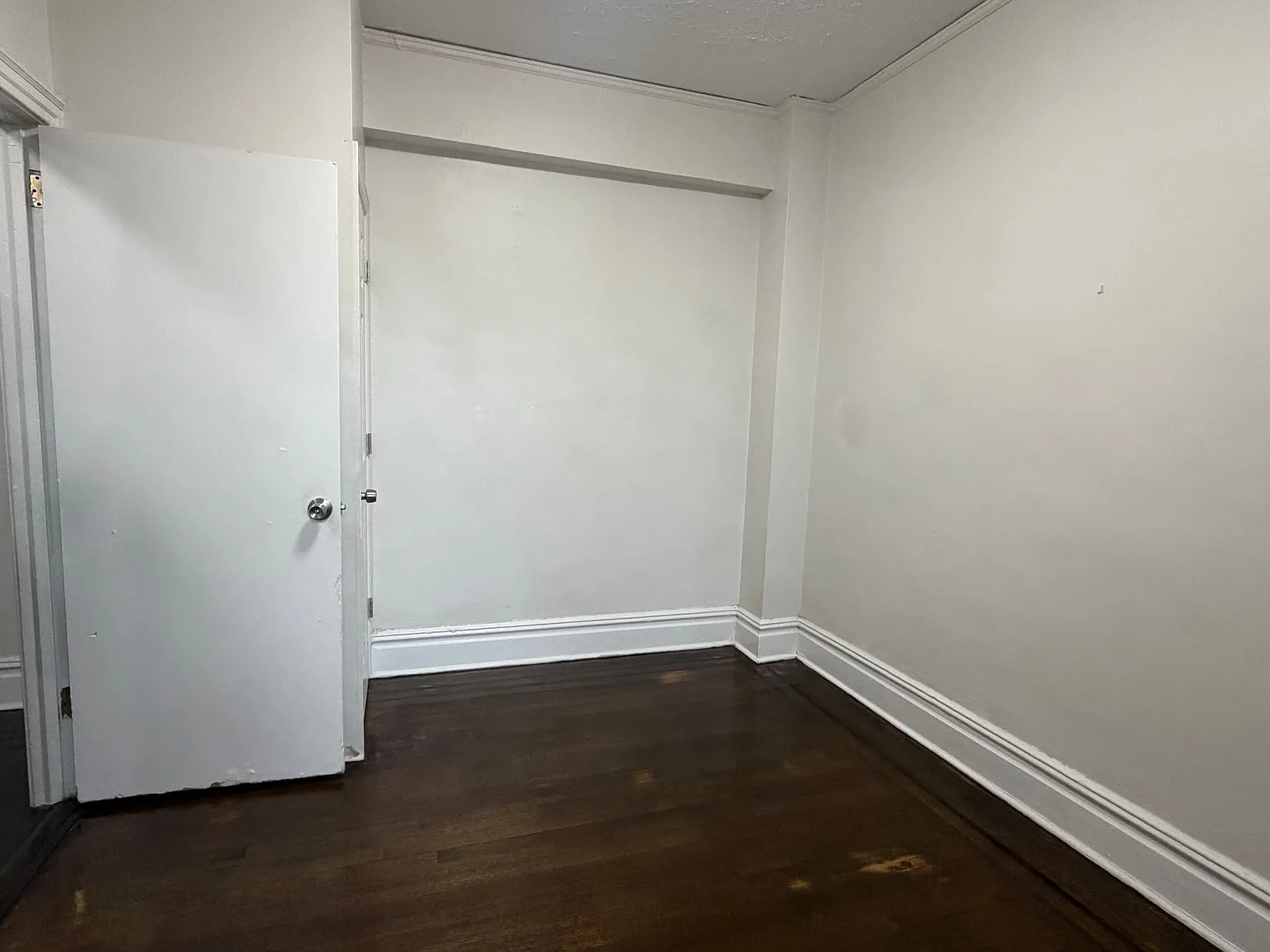 Cozy 1.5 Bed / 1 Bath Unit in East Orange - Available 9/15 - $1799 — Photo 4