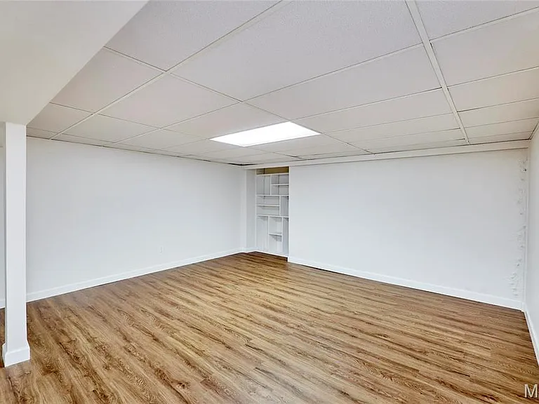 415 Trail Grove Ct — Photo 34